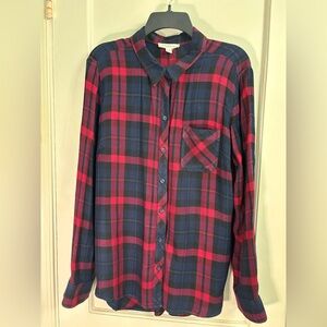 beachlunchlounge Navy and Red Plaid Button-Down Shirt